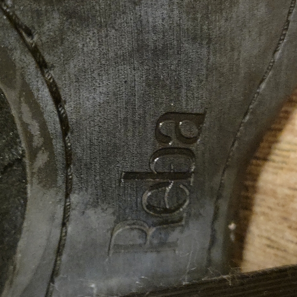 "Reba" Boot Shoes Suede and Leather Size 6 1/2 Worn Twice ! Cute 🥰 ! Black - Picture 6 of 6